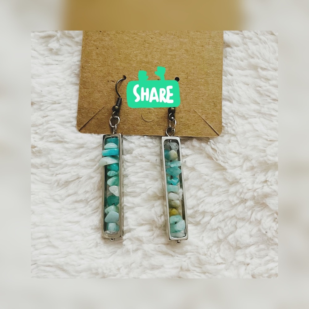 Earrings - Picture 2 of 5